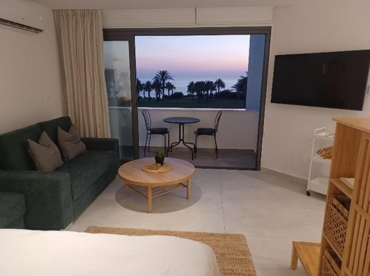 Terrazza Suites Paphos Luaran gambar