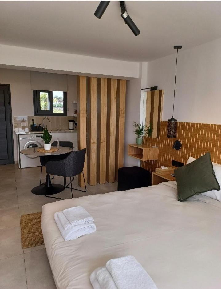 Terrazza Suites Paphos Luaran gambar